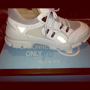 Gucci Flashtreks/original box.